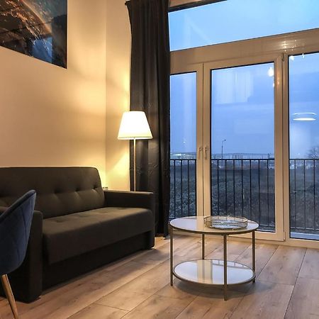Airport Apartment Breslavia Exterior foto