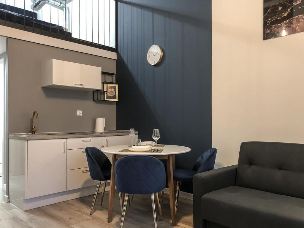 Airport Apartment Breslavia Exterior foto