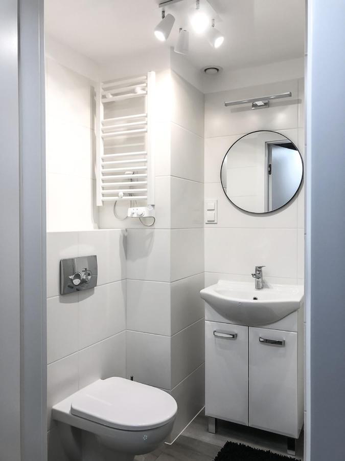 Airport Apartment Breslavia Exterior foto